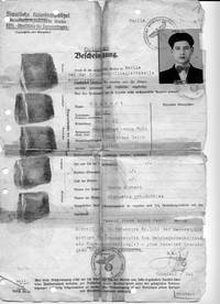 Staff at the Racial Hygiene Institute in Berlin designate Oskar Siebert a "Gypsy half-breed +"